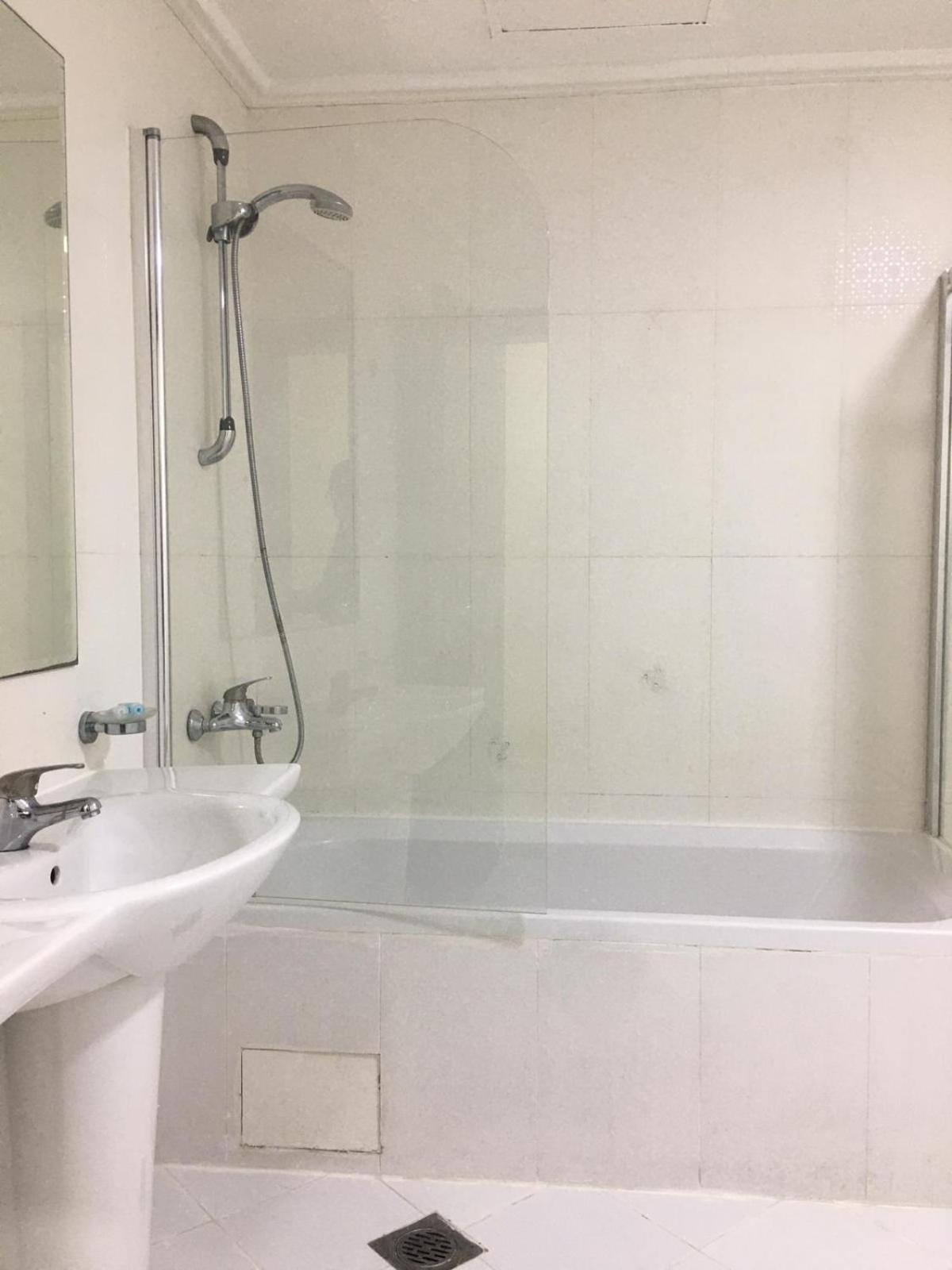 Marina Tower Hotel Manáma Kültér fotó